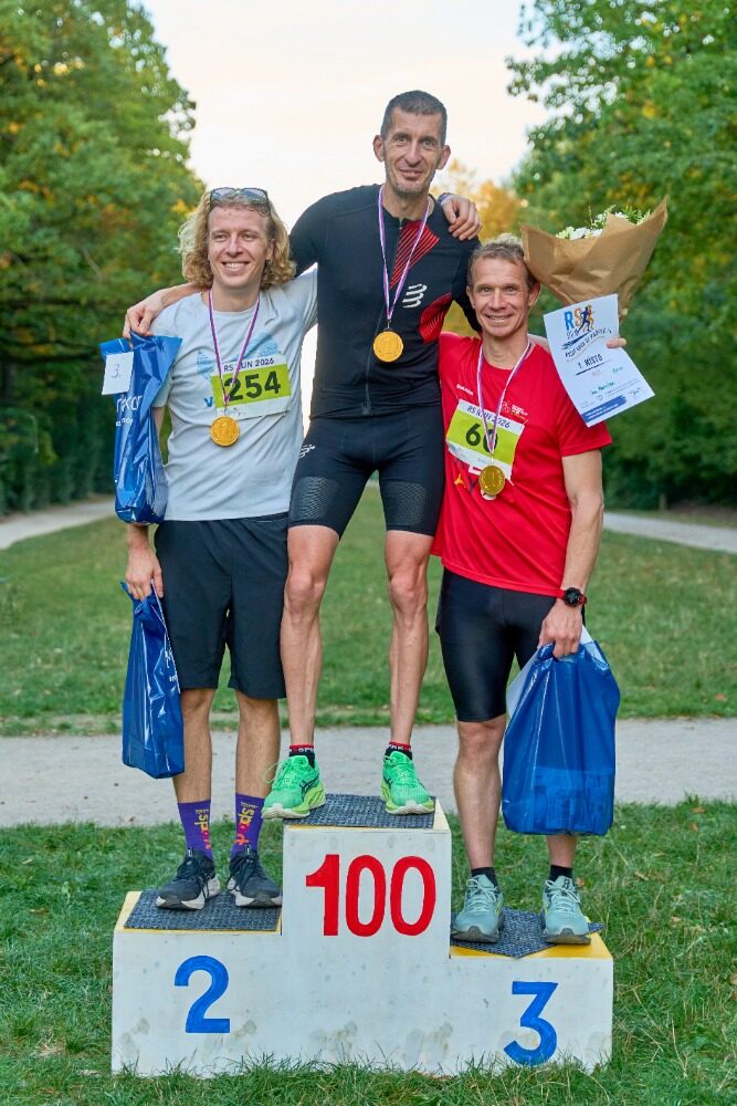 Vyhlášení výsledků RS Run 2026 na stupních vítězů